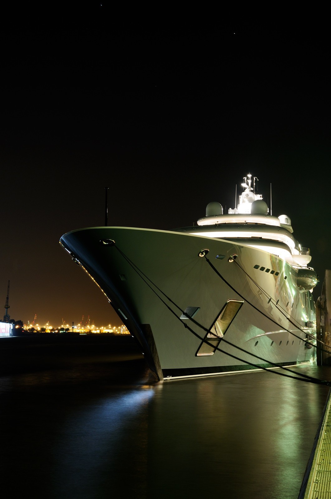 Yacht RADIANT, CHARTERWORLD Luxury Superyacht Charters